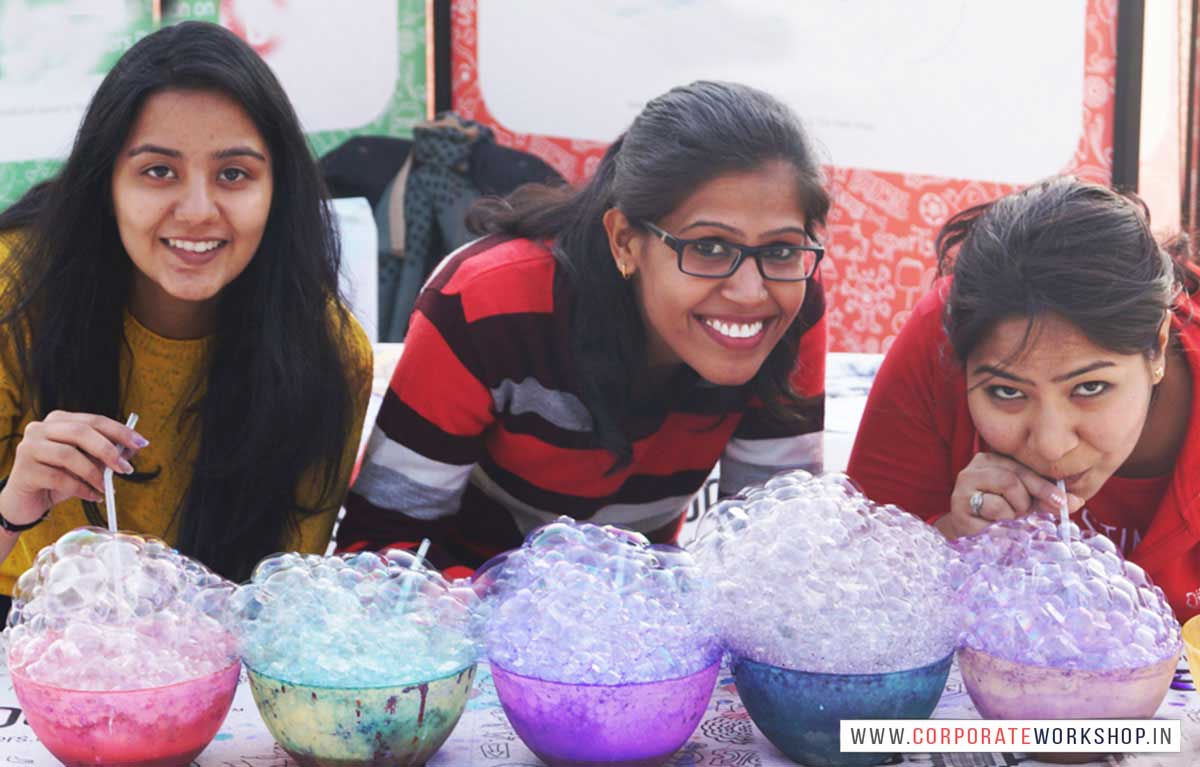 Bubble Painting Workshop for Corporate Employees and Children, Art & Craft Activities for Kids in Delhi, Gurgaon, Gurugram, Noida, Chandigarh, Mumbai, India