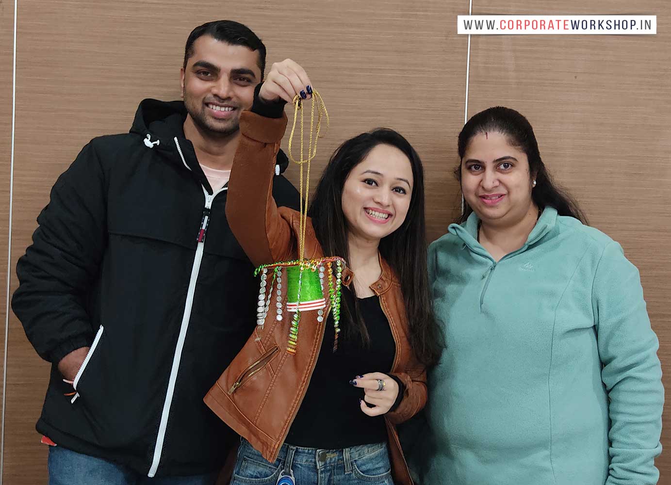 corporate workshop, drawing, painting, art & craft workshop and activities for corporate empoyees, art and craft stall in malls, fair, fun activities for corporate empolyees, kids, schools, colleges, ngo, art & craft activities for employees