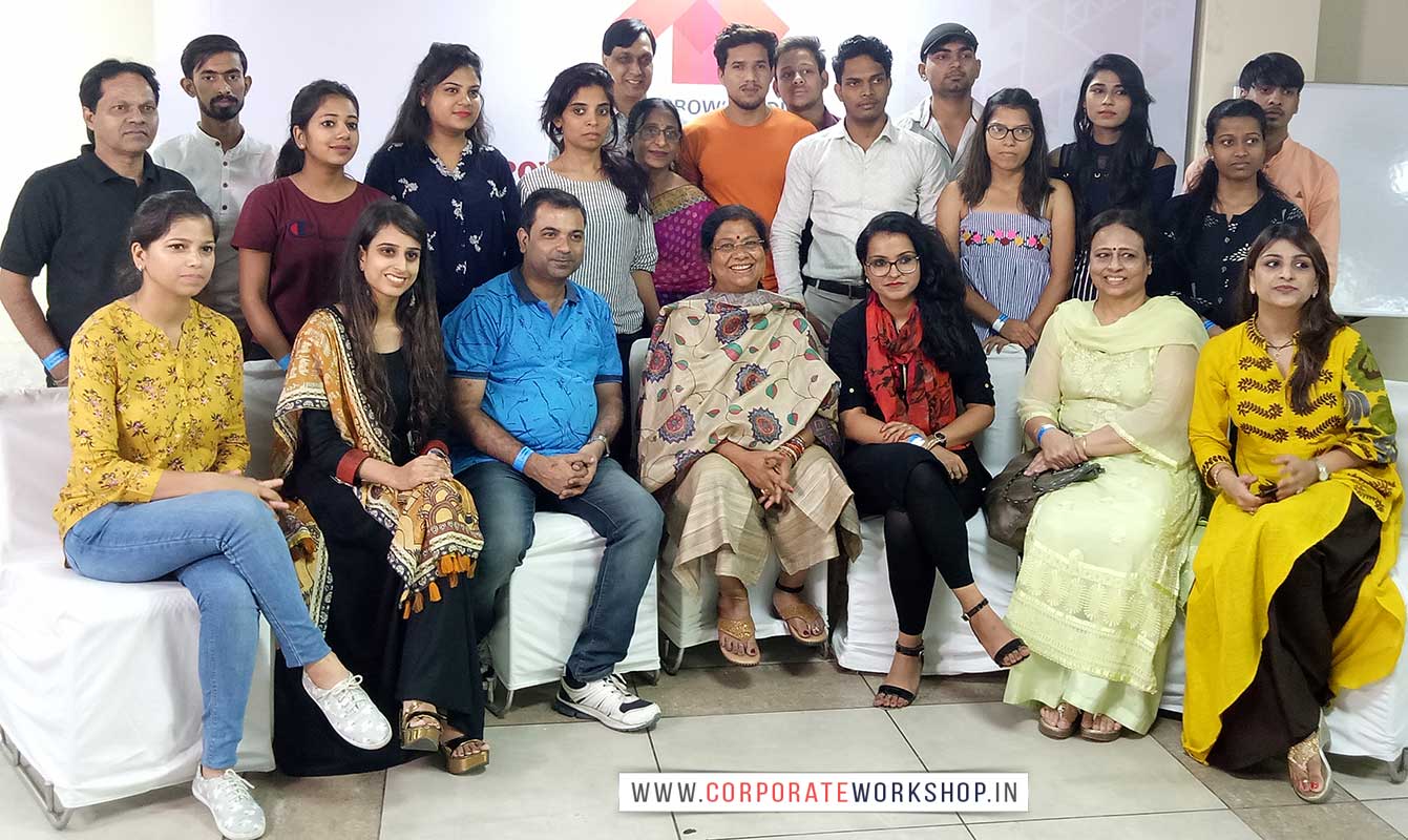 corporate workshop, drawing, painting, art & craft workshop and activities for corporate empoyees, art and craft stall in malls, fair, fun activities for corporate empolyees, kids, schools, colleges, ngo, art & craft activities for employees