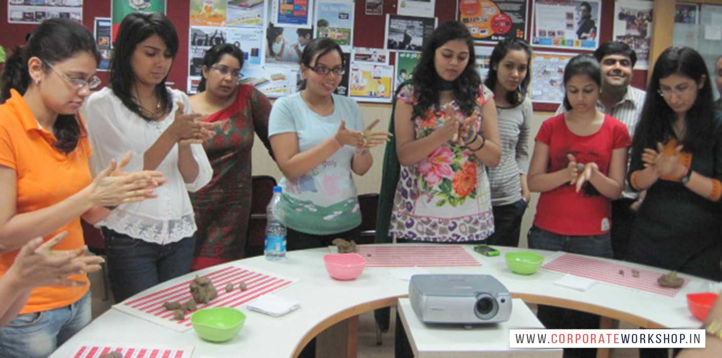 corporate workshop, drawing, painting, art & craft workshop and activities for corporate empoyees, art and craft stall in malls, fair, fun activities for corporate empolyees, kids, schools, colleges, ngo, art & craft activities for employees